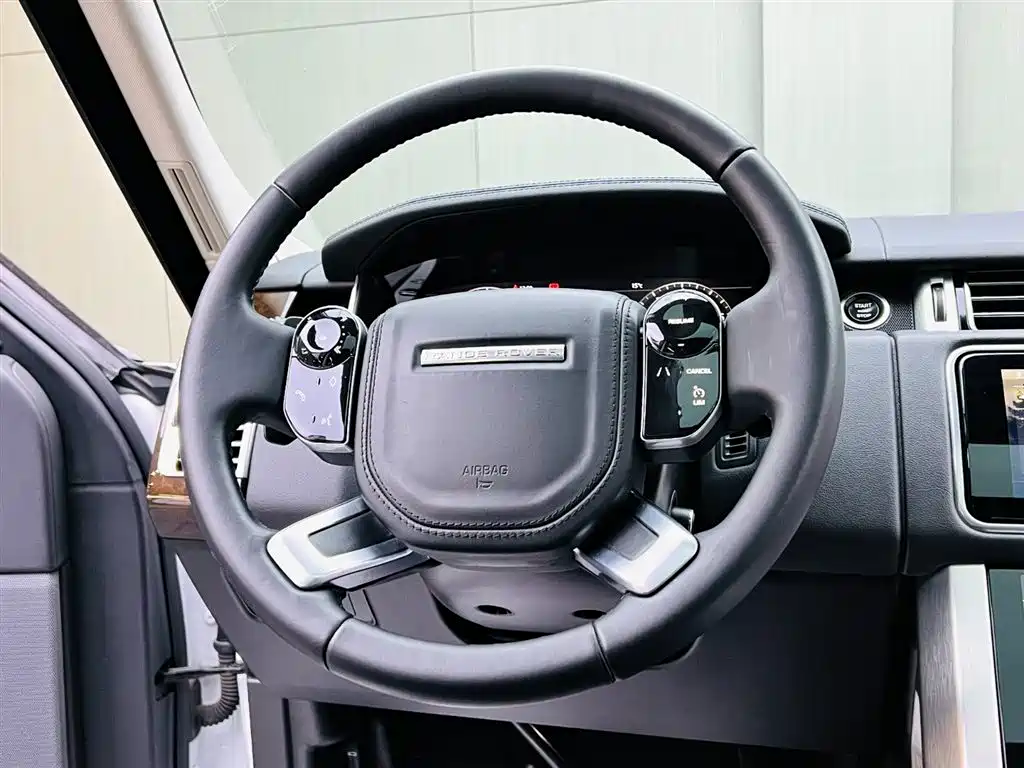 Land Rover Range Rover 2022 — фото 9