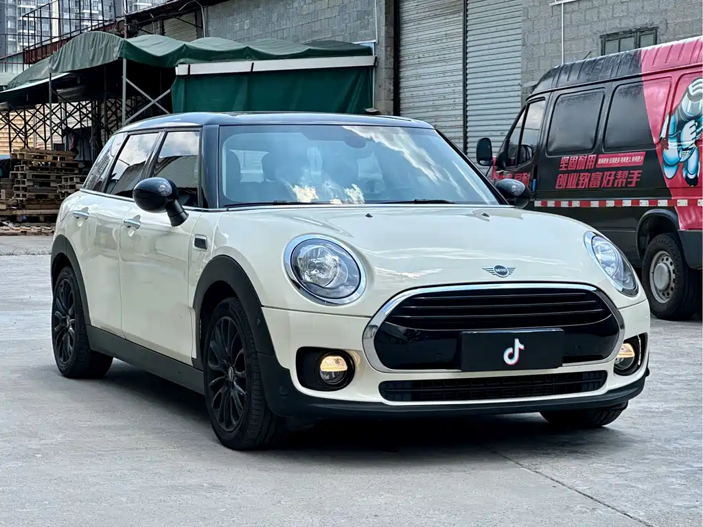 MINI Clubman 2019