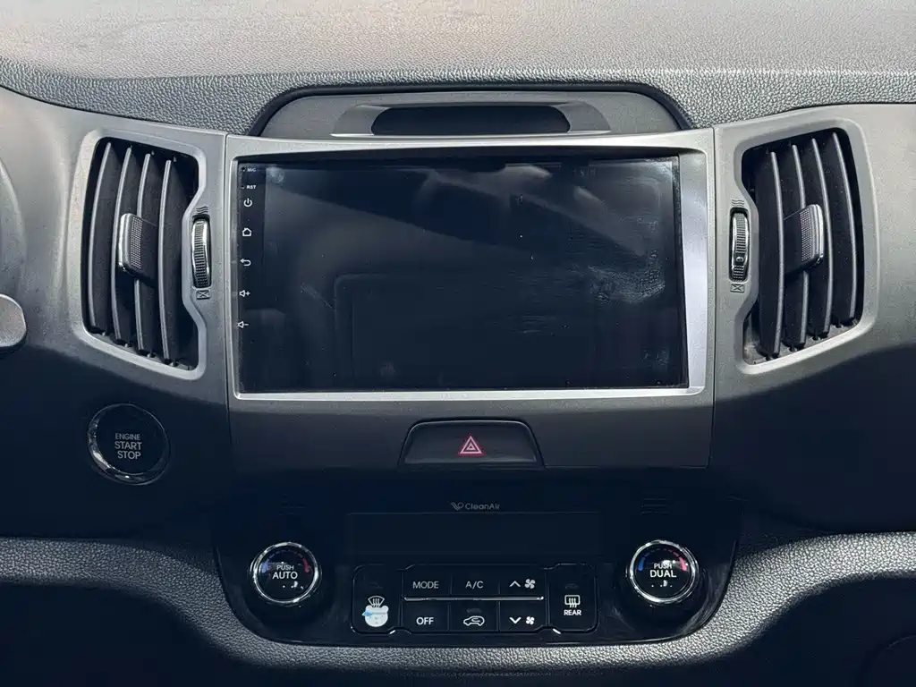 Kia Sportage 2012 — фото 14