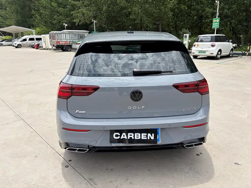 Volkswagen Golf 2023