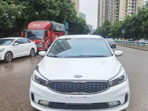 Kia K3 2016