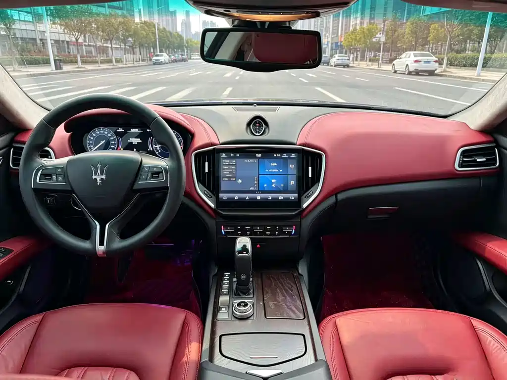 Maserati Ghibli 2015 — фото 5