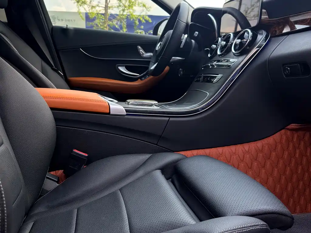 Mercedes-Benz C-Class 2021 — фото 10
