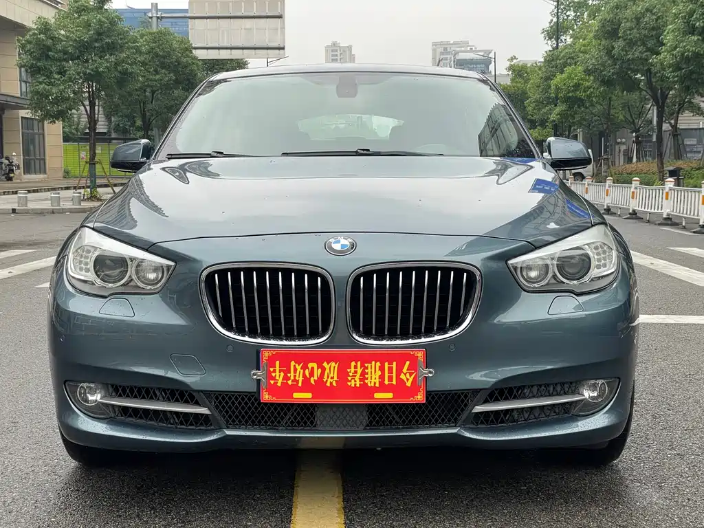 BMW 5 Series GT 2012 — фото 2