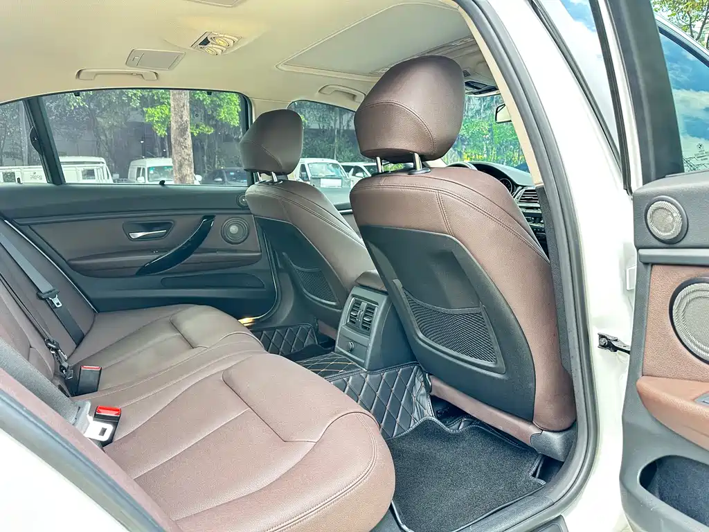 BMW 3 Series 2018