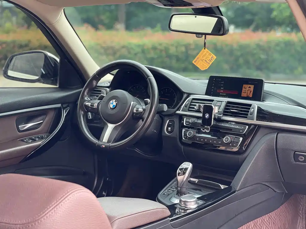 BMW 3 Series 2018