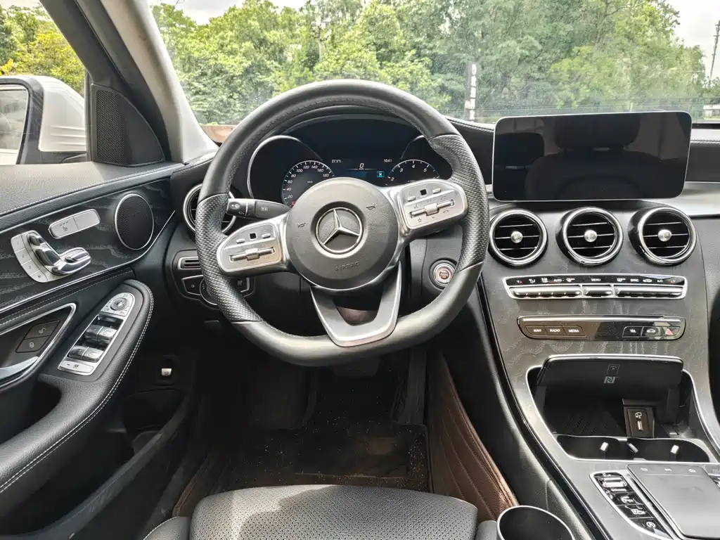Mercedes-Benz C-Class 2020 — фото 12