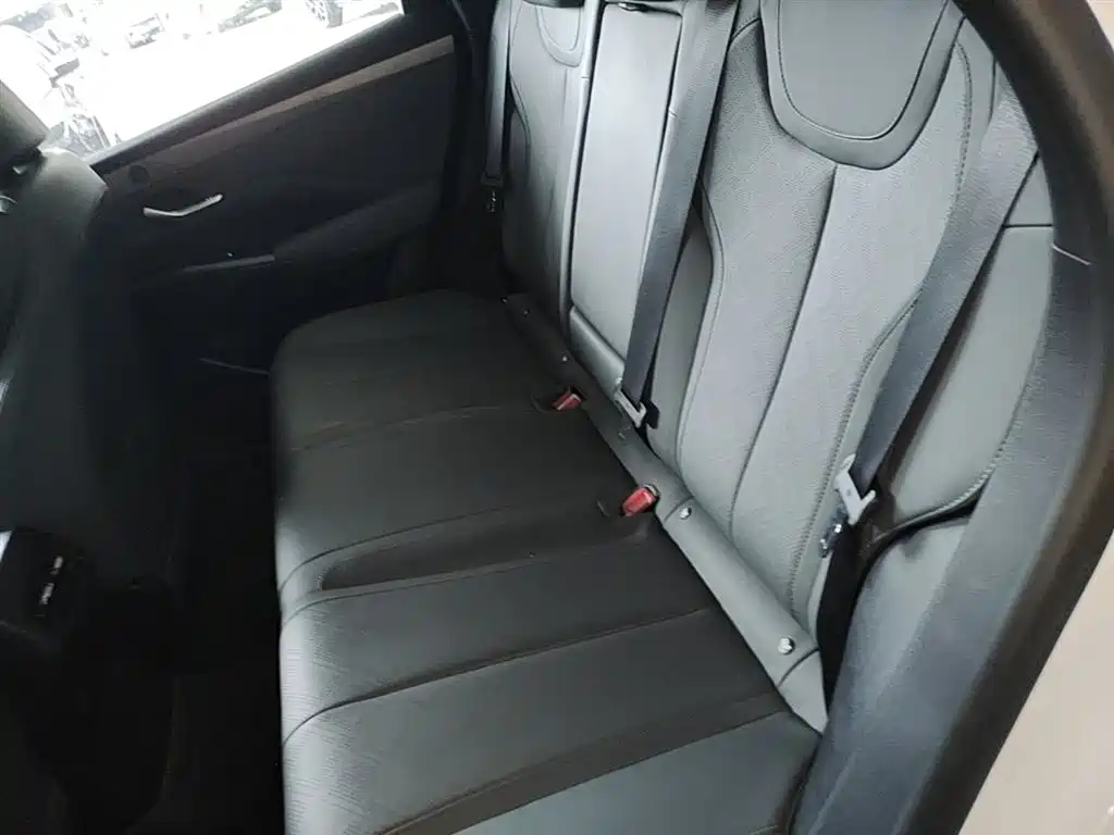BYD Qin PLUS 2025 — фото 17