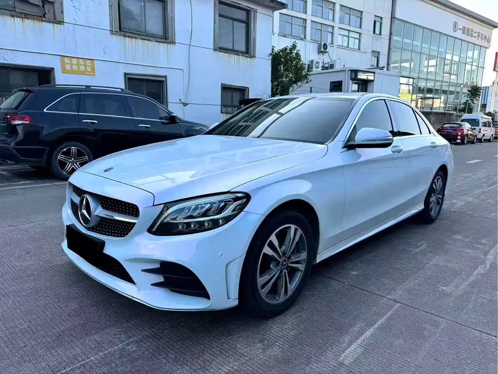 Mercedes-Benz C-Class 2019