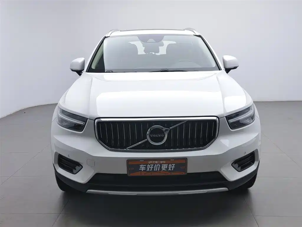 Volvo XC40 2021 — фото 3