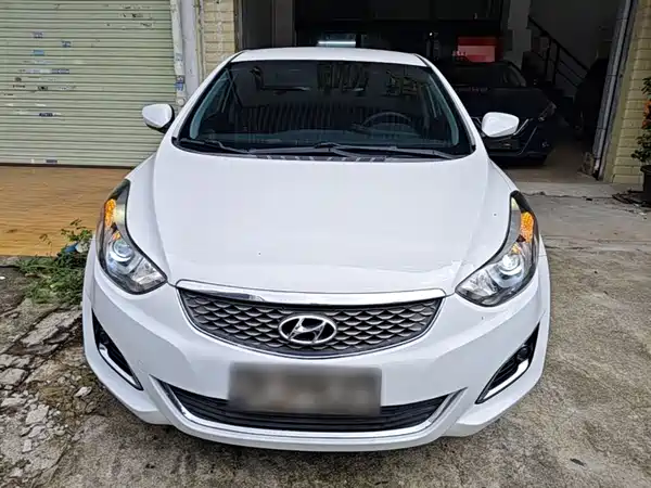 Hyundai Elantra Langdong 2016