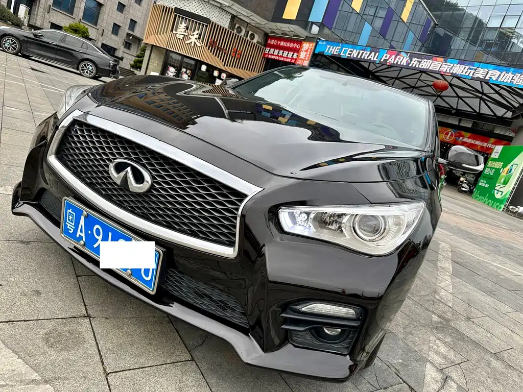 Infiniti Q50L 2016 — фото 11