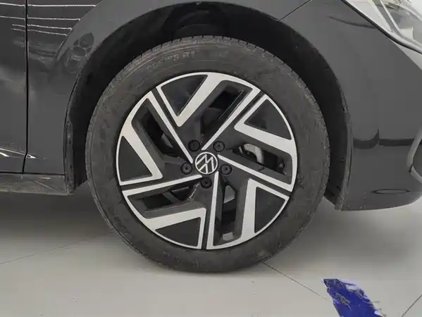 Volkswagen Sagitar 2023