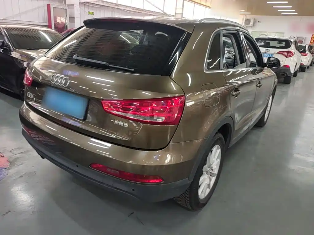 Audi Q3 2014