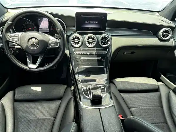 Mercedes-Benz GLC 2016