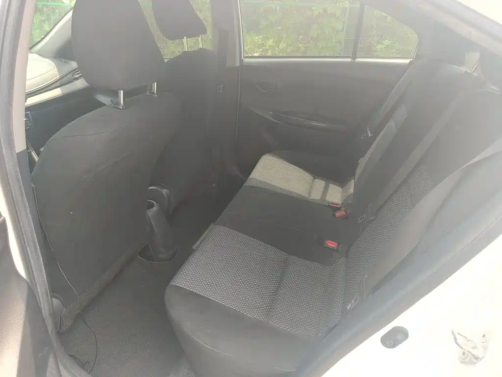 Toyota Vios 2017 — фото 15