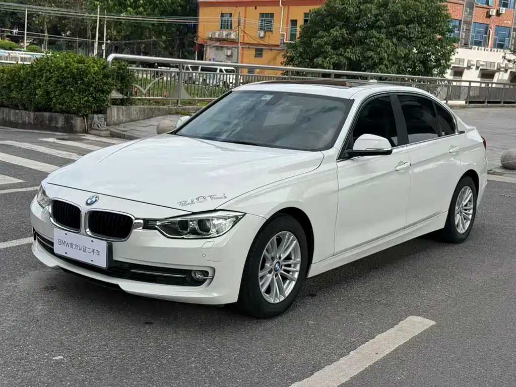 BMW 3 Series 2015 — фото 1
