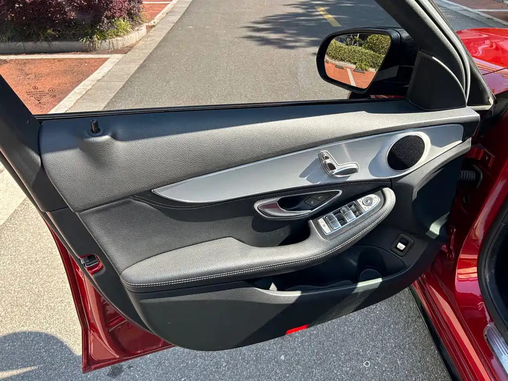 Mercedes-Benz C-Class 2019 — фото 14