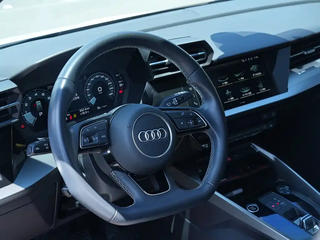 Audi A3 2022 — фото 12