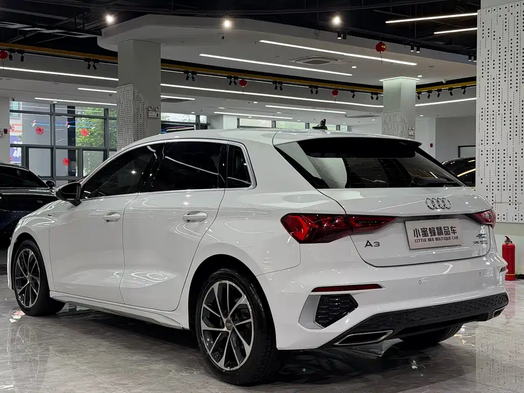 Audi A3 2021 — фото 14