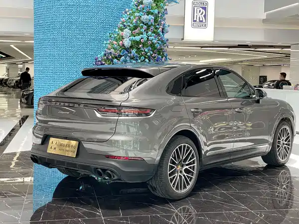 Porsche Cayenne 2020