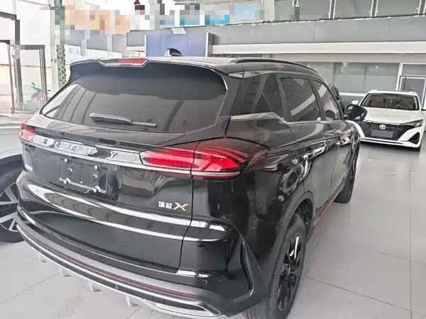 Geely Boyue 2022