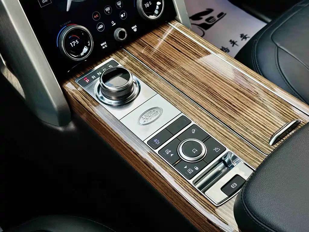 Land Rover Range Rover 2019 — фото 10