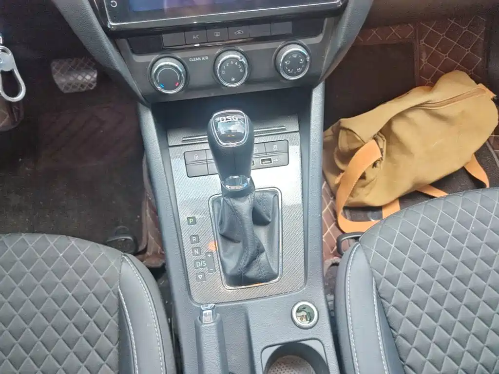 Skoda Octavia 2020 — фото 14