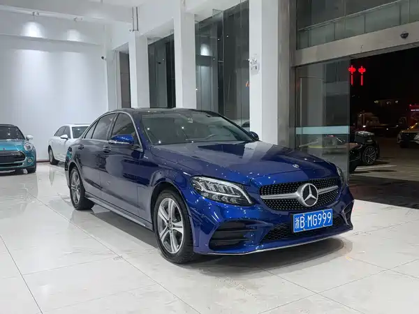 Mercedes-Benz C-Class 2020