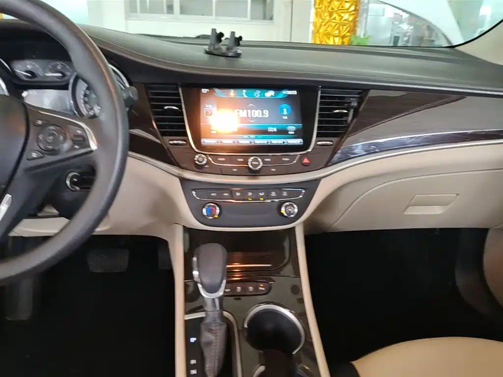 Buick Verano 2018 — фото 13