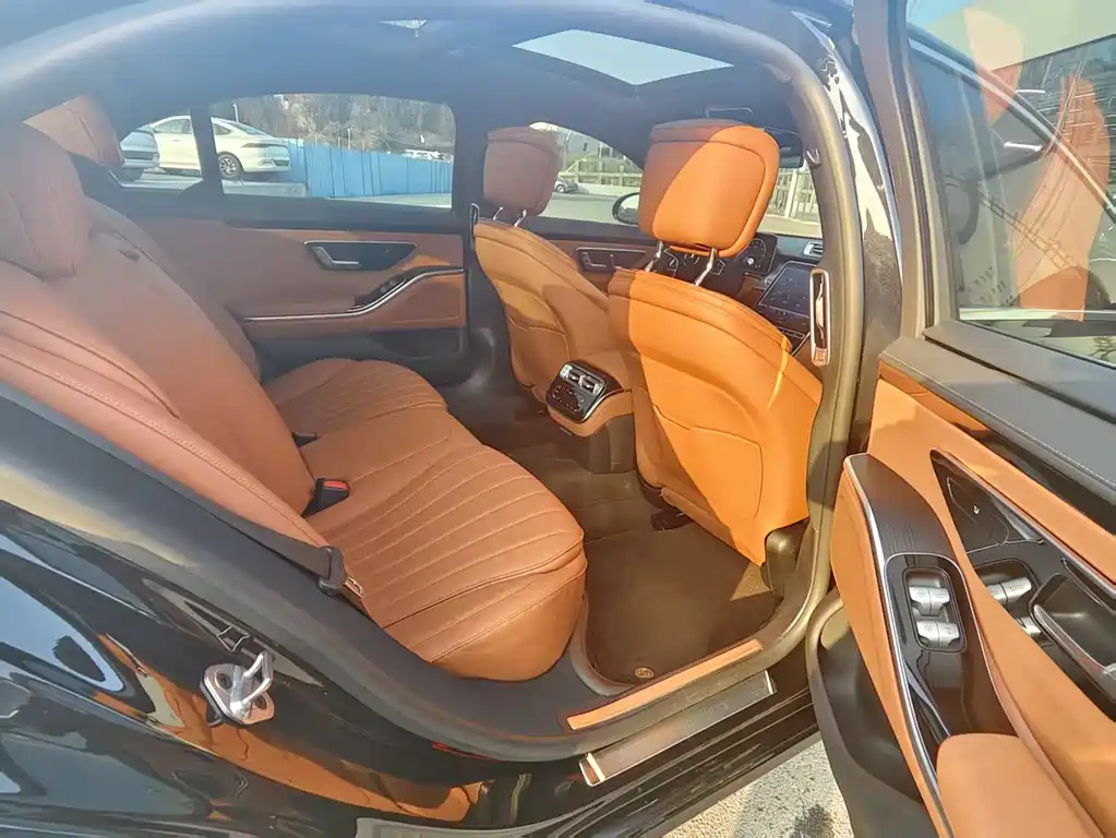 Mercedes-Benz S-Class 2023 — фото 8