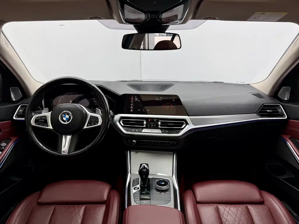 BMW 3 Series 2022 — фото 19