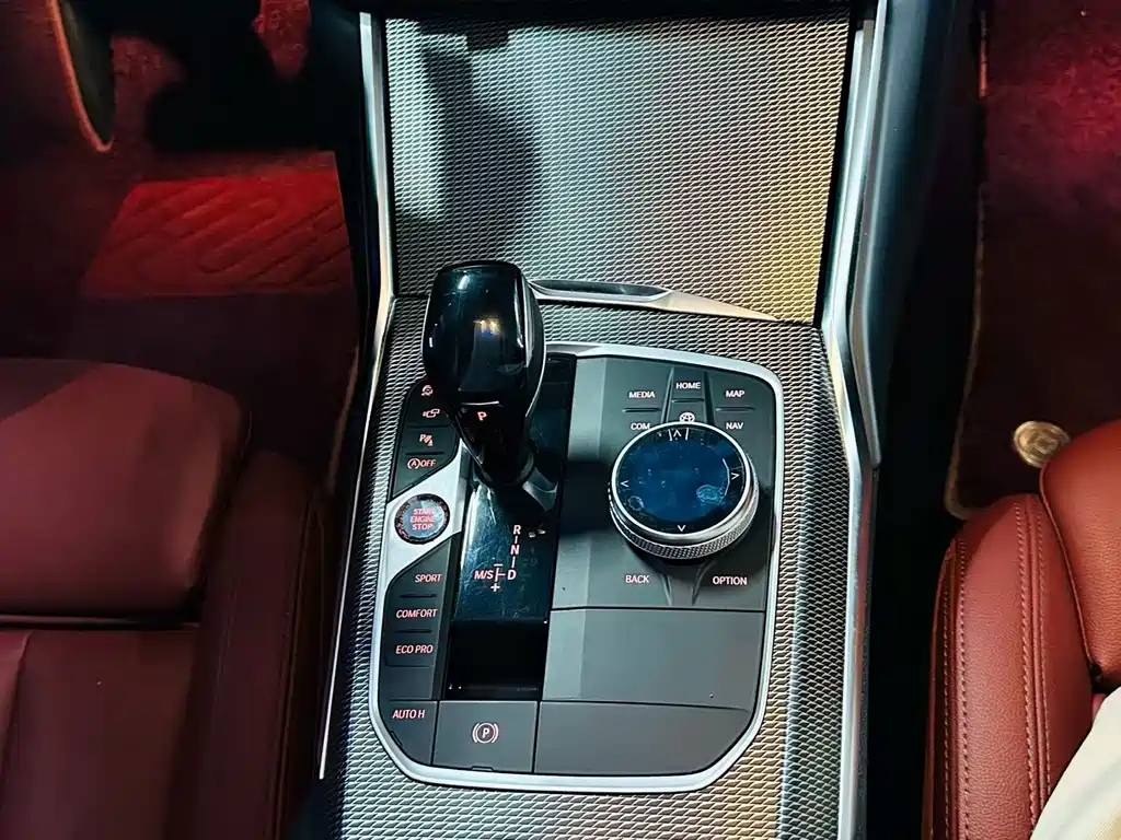 BMW 3 Series 2021 — фото 12