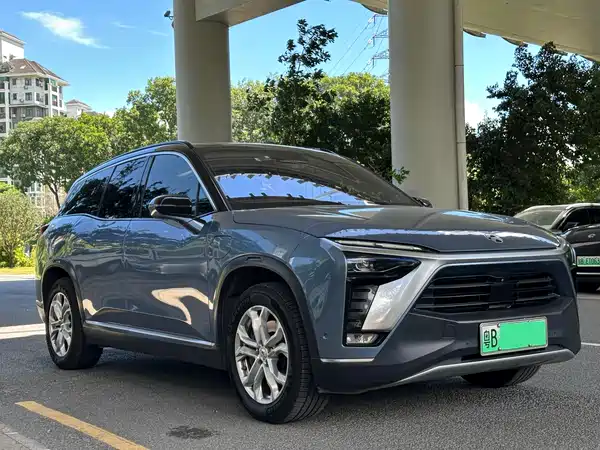 NIO ES8 2020