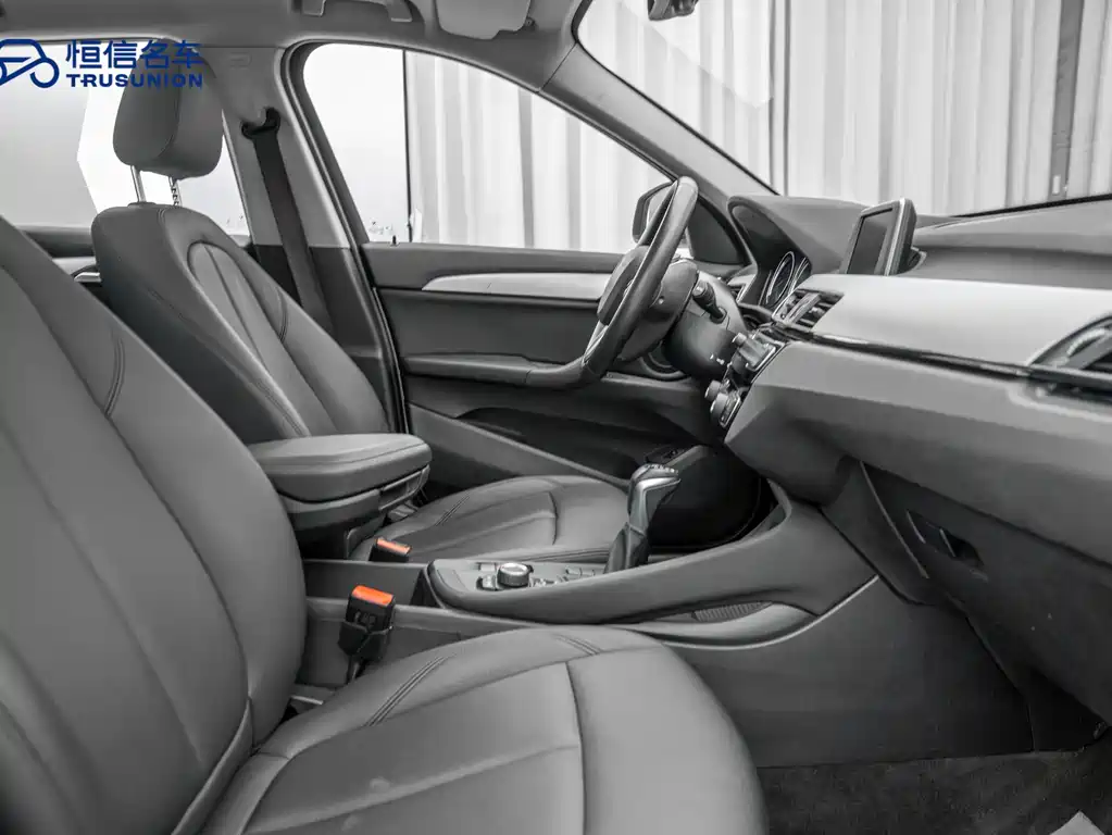 BMW X1 2019 — фото 14