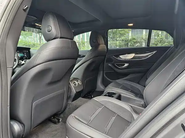 Mercedes-Benz AMG GT 2024
