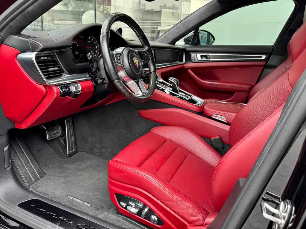 Porsche Panamera 2019 — фото 16