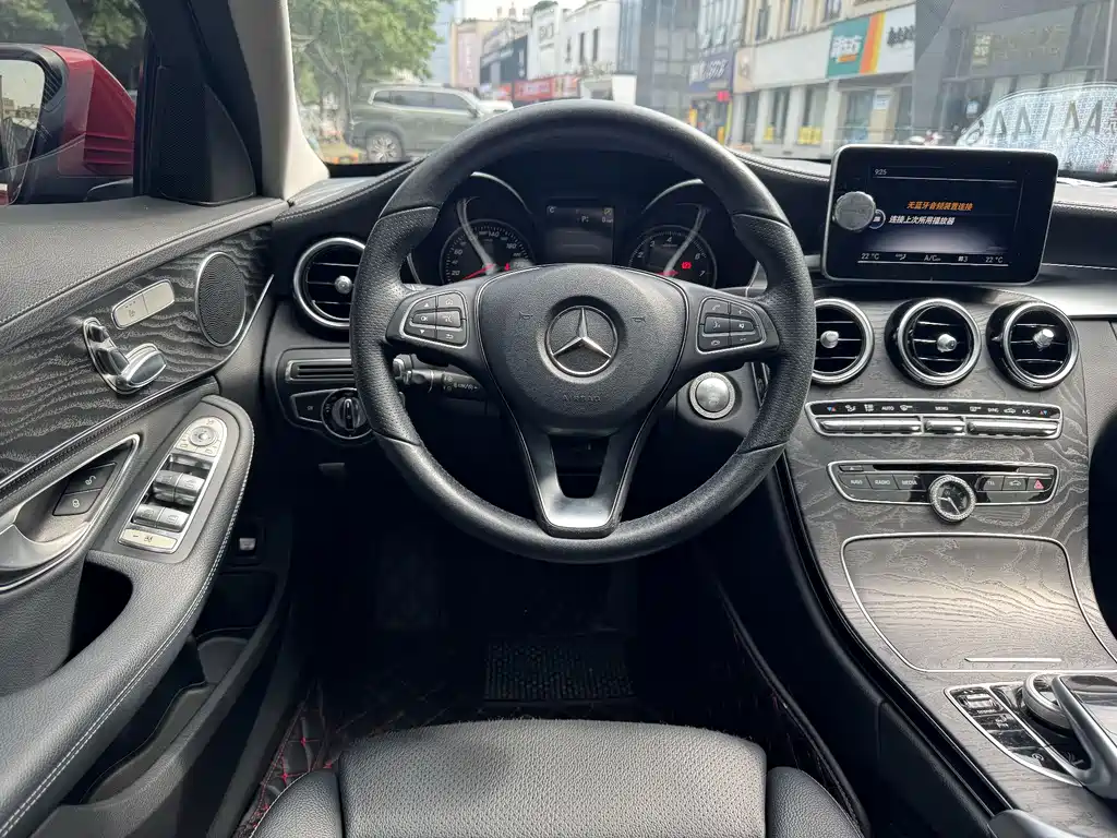 Mercedes-Benz C-Class 2017 — фото 12