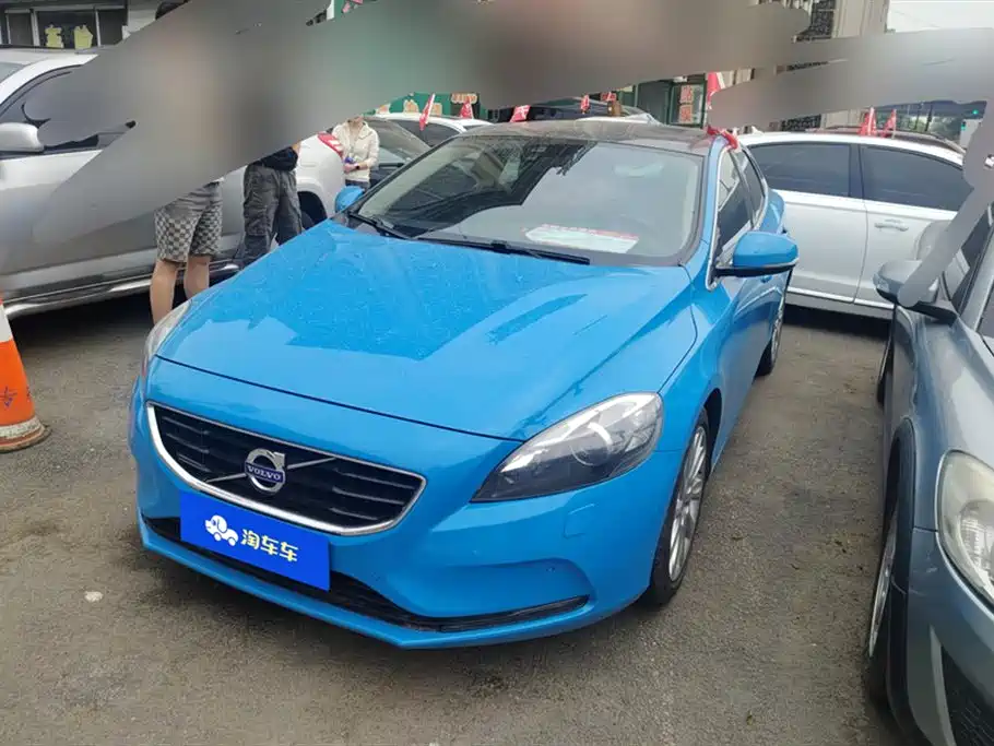 Volvo V40 2015