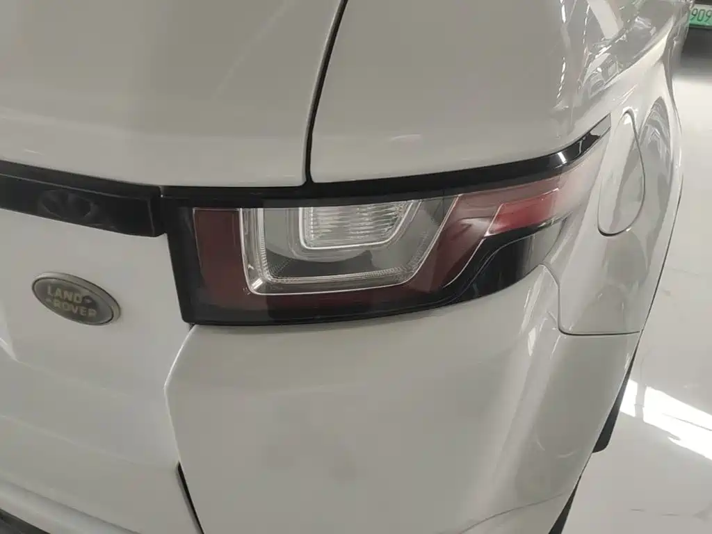 Land Rover Range Rover Evoque 2018 — фото 8