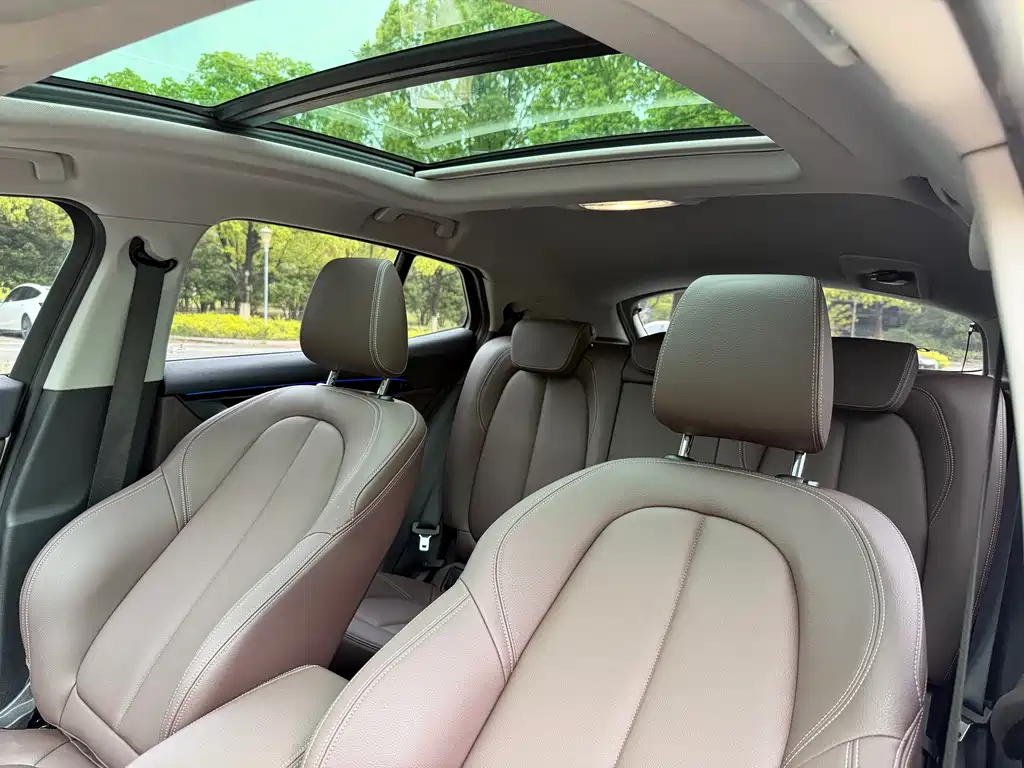 BMW X2 2023 — фото 10