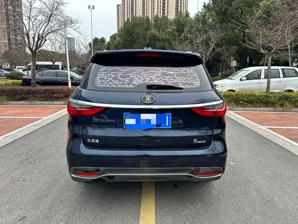 BYD Song MAX 2017