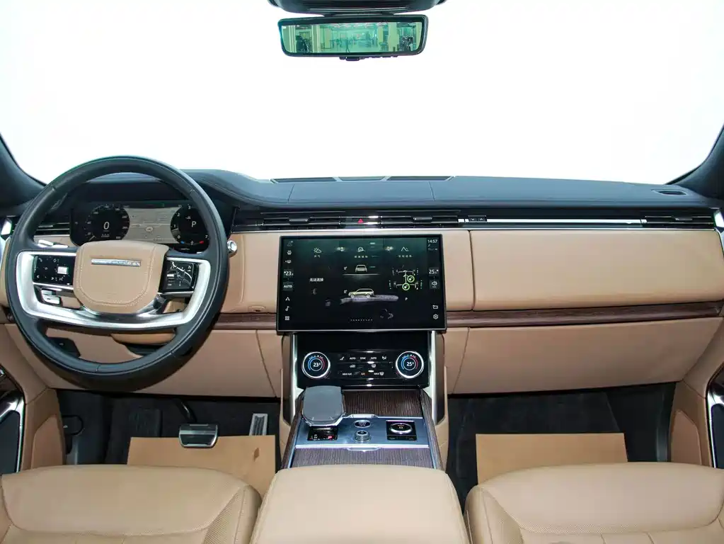 Land Rover Range Rover 2022 — фото 8