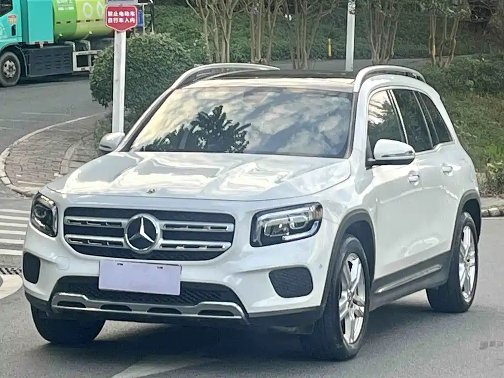 Mercedes-Benz GLB 2021