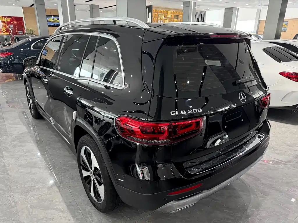 Mercedes-Benz GLB 2021 — фото 8