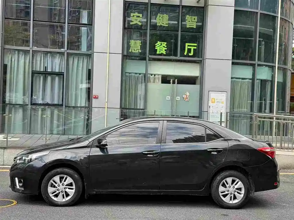 Toyota Corolla 2015