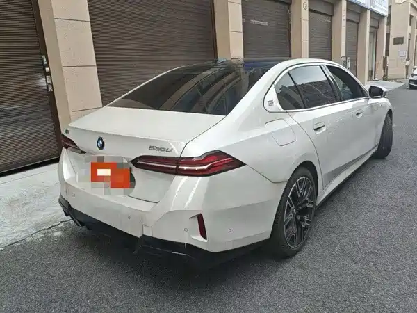 BMW 5 Series 2024