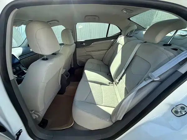 Citroën C4L 2015