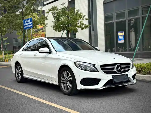 Mercedes-Benz C-Class 2018