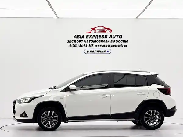 Toyota Yaris L 2022